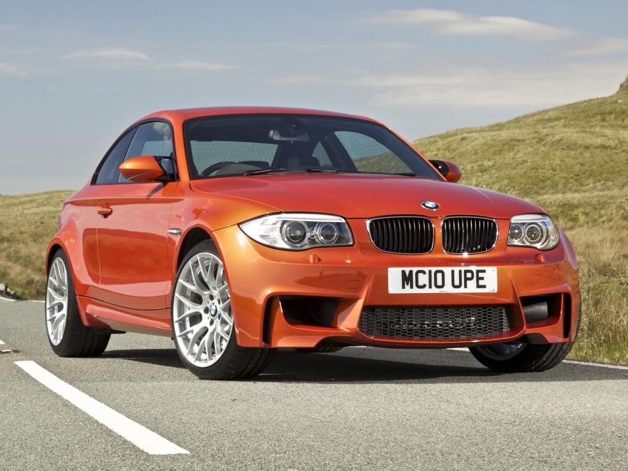  BMW 1-Series M Coupe 2011 года  (UK) (фото 3 из 30)
